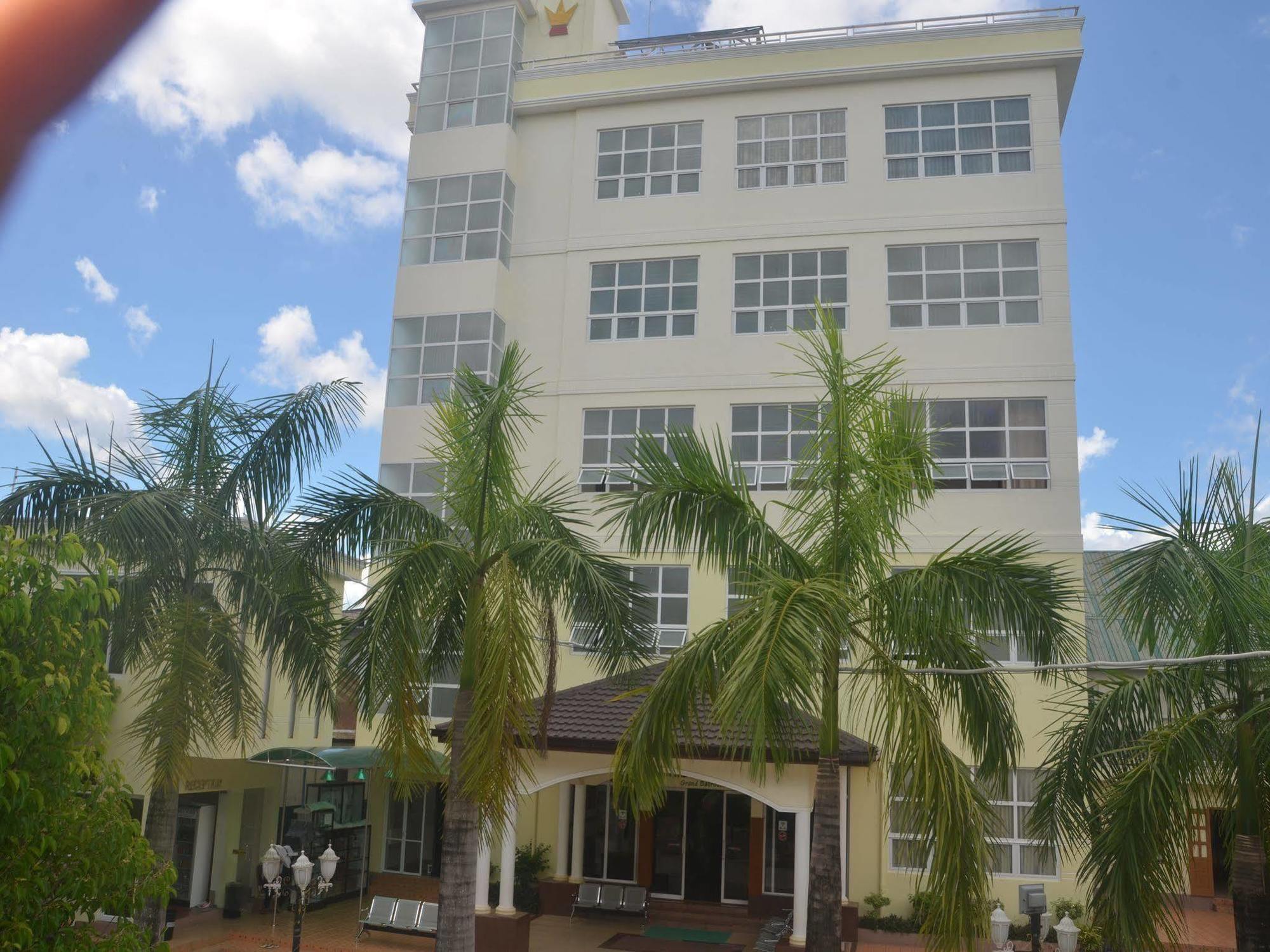 Diamond Crown Hotel Тавой Экстерьер фото